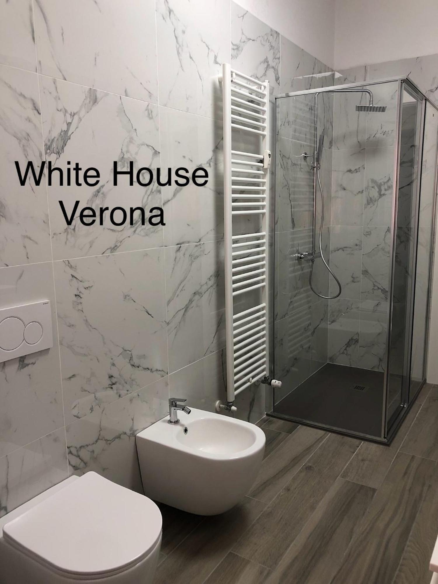 White House Apartment Verona Ngoại thất bức ảnh