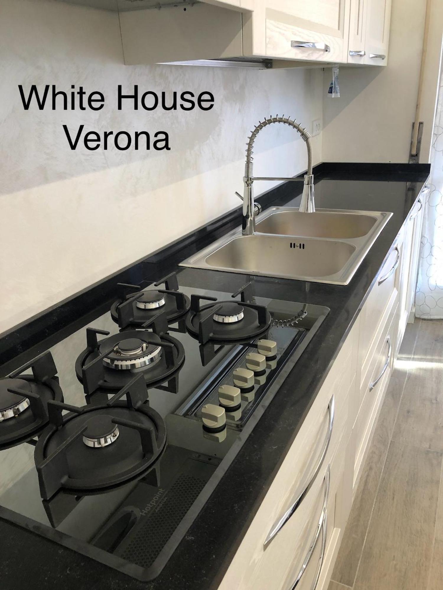 White House Apartment Verona Ngoại thất bức ảnh